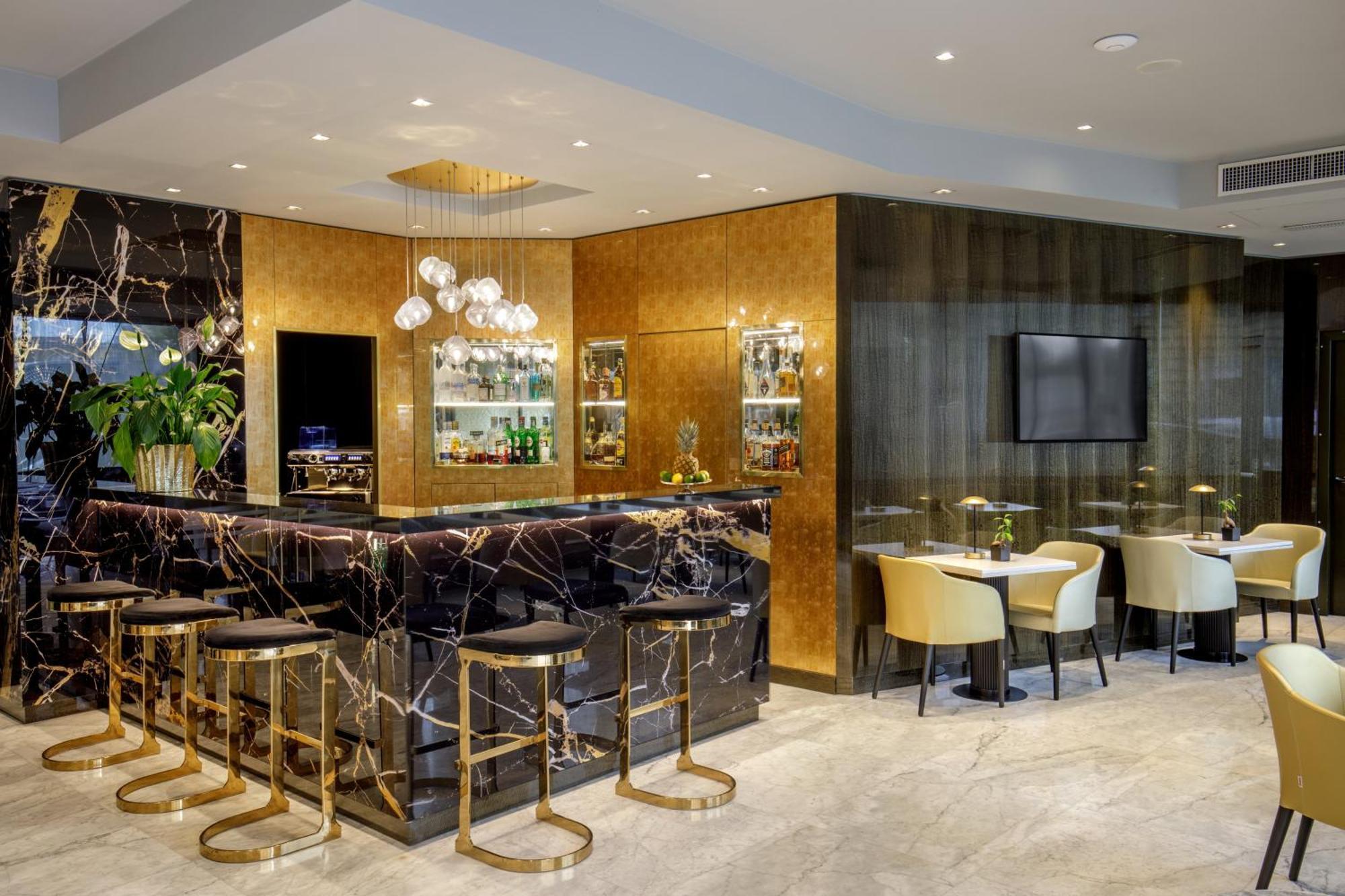 Hotel St Martin By Omnia 4*
